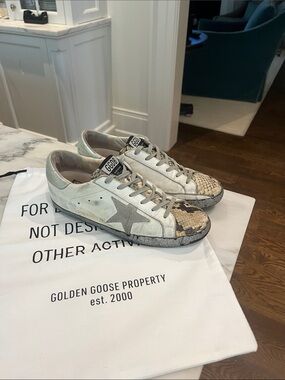 Authentic Golden Goose Sneakers size 38